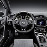 VW Golf R 400
