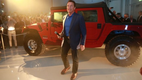 Arnold Schwarzenegger și-a luat Hummer H1 electric