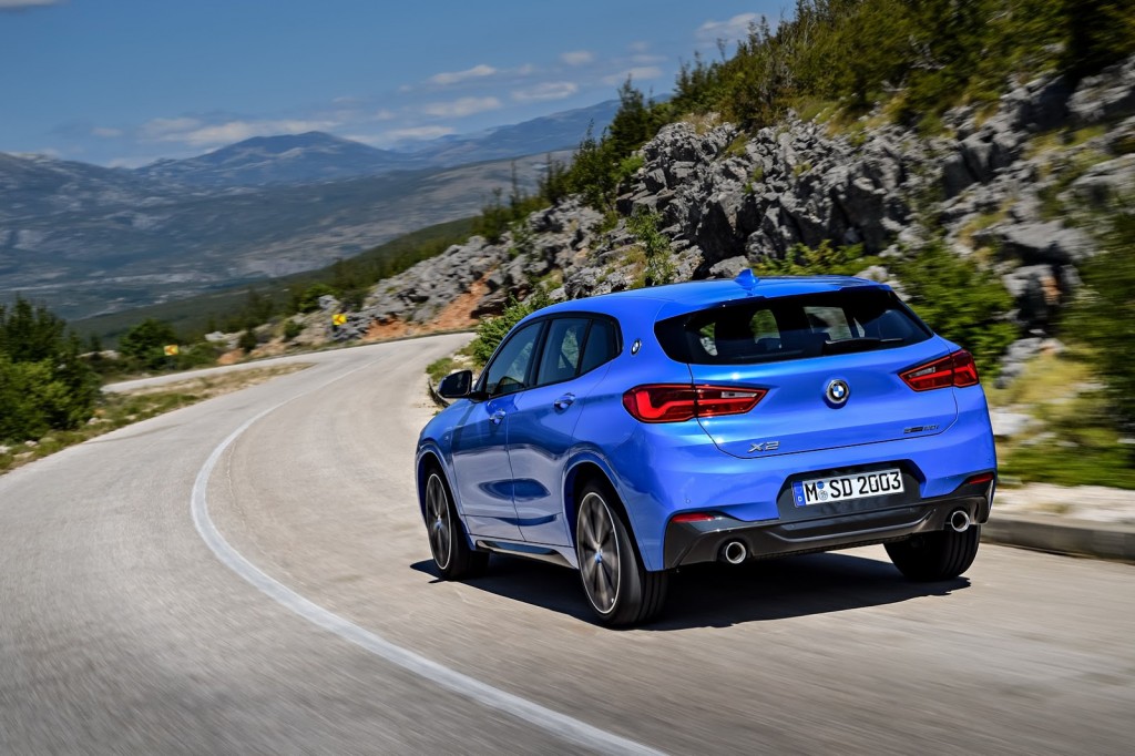 BMW-X2-23