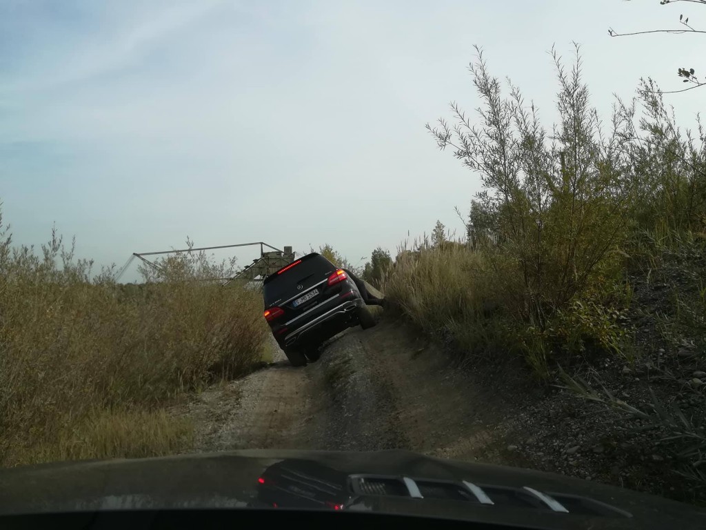 Mercedes-Benz Driving Events and Bridgestone (16)