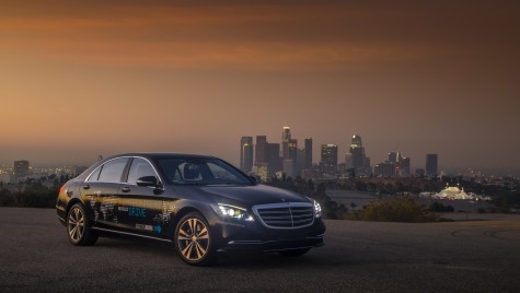 Taxiurile autonome la care lucrează Mercedes și Bosch vor ajunge în curând pe șosele