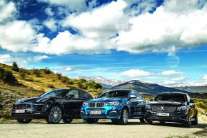 Clubul de sprint: Porsche Macan GTS versus Mercedes-AMG GLC 43 și BMW X4 M40i