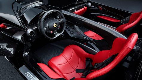 Noile Ferrari Monza SP1 și SP2 primesc cel mai tare motor V12 din istorie