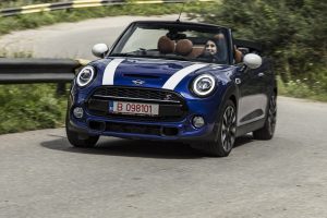 Test comparativ - Mini Cooper S Cabrio vs BMW Seria 2 Cabrio