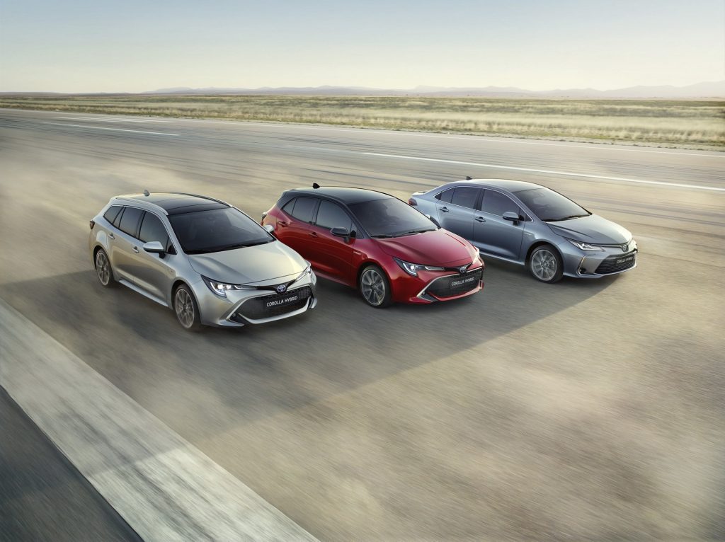 Noua Toyota Corolla Sedan - Informații și fotografii oficiale (5)