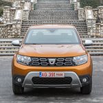 test dacia Duster pick-up pe sosea