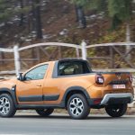 test dacia Duster pick-up pe sosea
