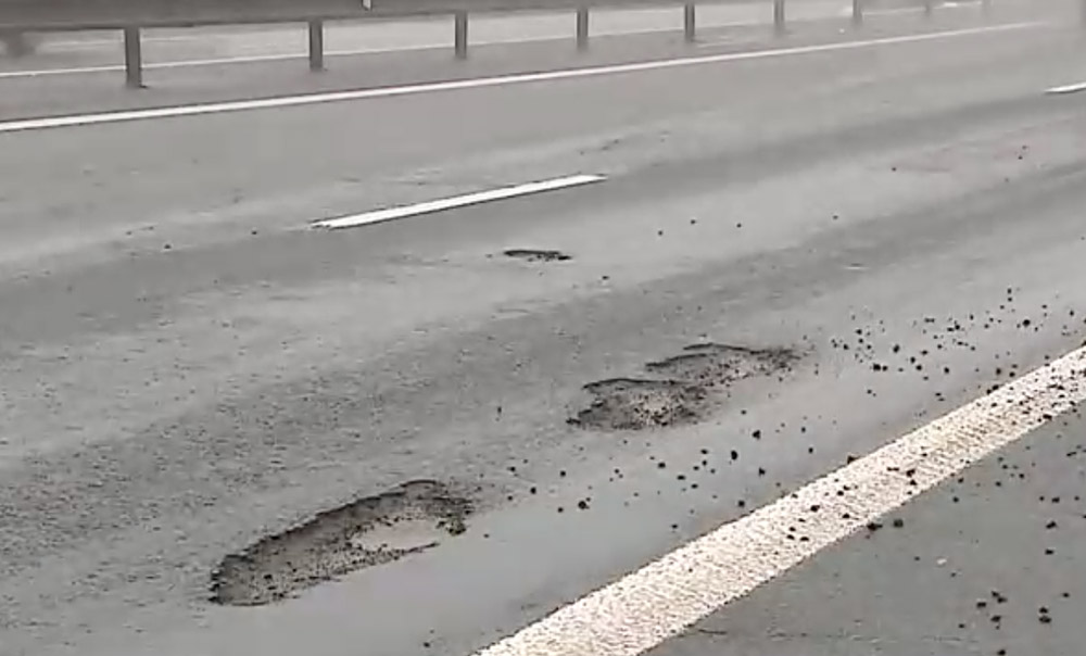 Dezastru pe Autostrada Bucureşti - Piteşti după prima ninsoare