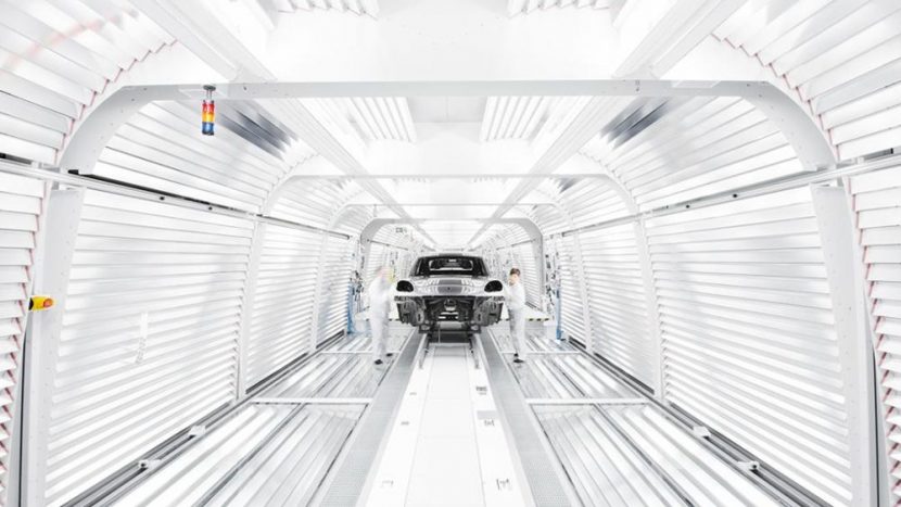 Viitorul Porsche Macan va fi oferit doar cu propulsie electrică