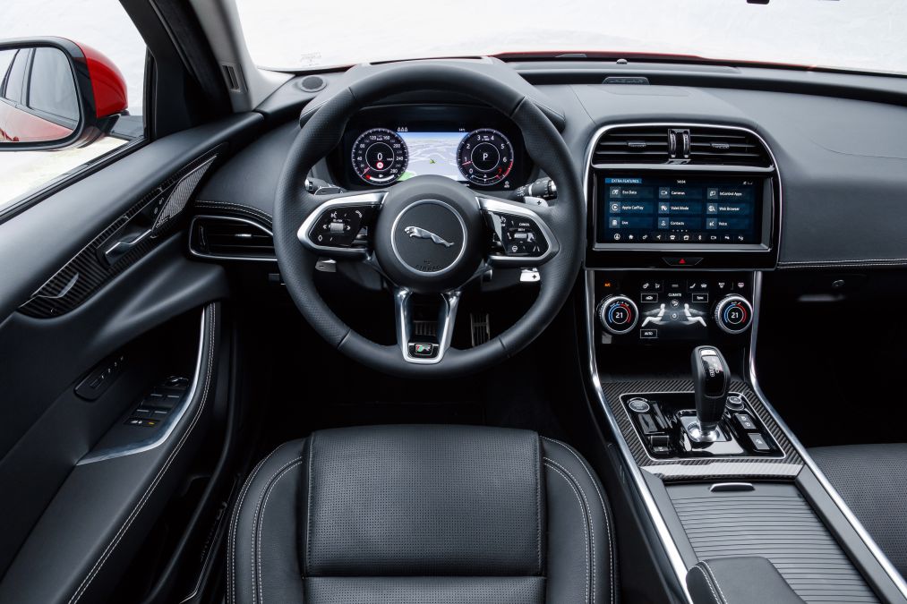 Test drive Jaguar XE facelift Nisa aprilie 2019