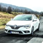 test comparativ Renault Megane Sedan vs Hyundai Elantra