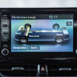 test Toyota Corolla Sedan 1.8 Hybrid