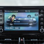 test Toyota Corolla Sedan 1.8 Hybrid