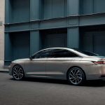 DS 9, eleganță franceză plus putere E-Tense