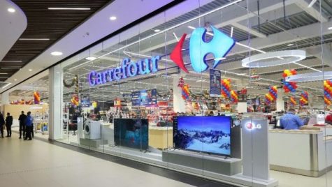 Carrefour suspendă momentan livrările online de mărfuri perisabile