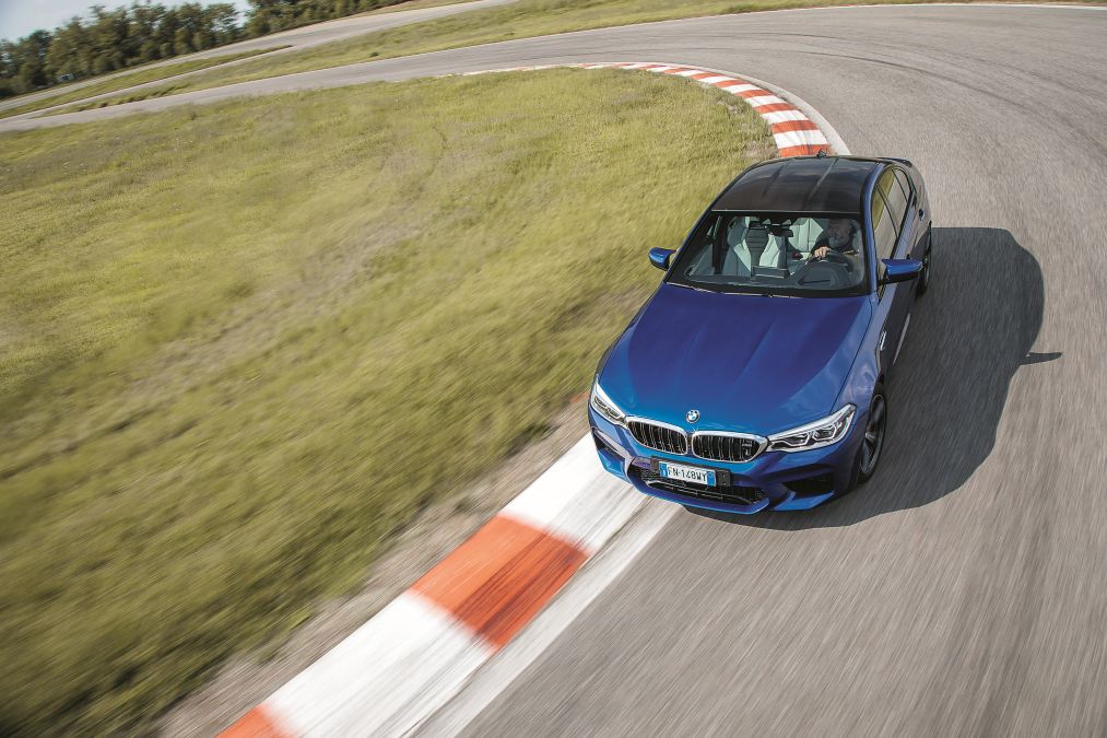 BMW M5 F90