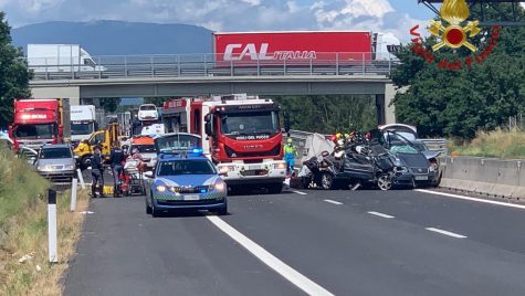 Familie de români implicată într-un tragic accident pe autostrada A1 din Italia