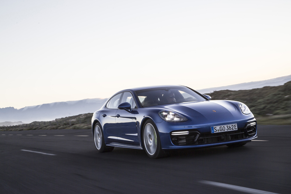 Porsche panamera 4E-Hybrid