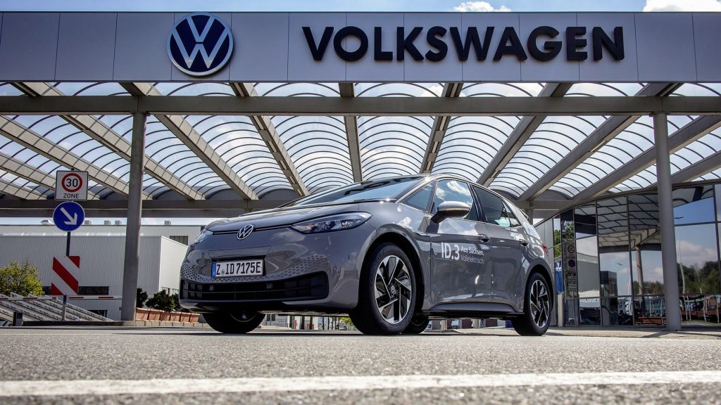 electrice Story "Record breaking all-electric drive to Switzerland "