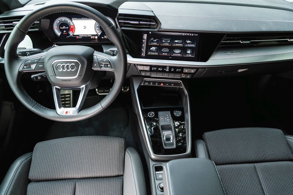 plansa de bord Audi A3 2020