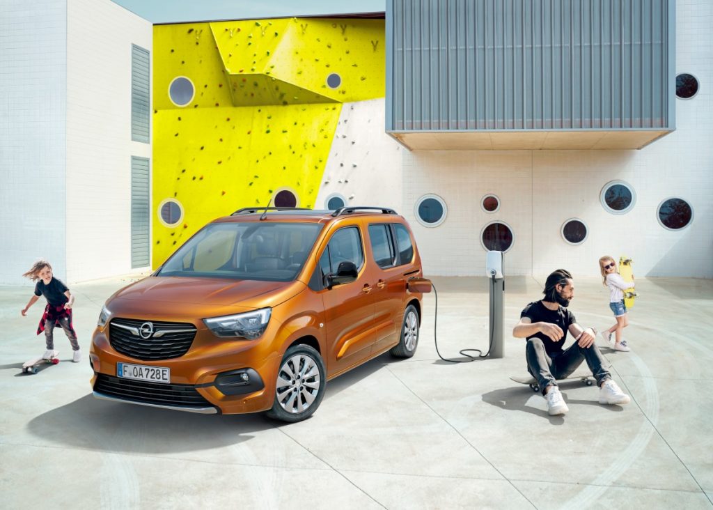 Opel Combo-e Life - autoexpert.ro
