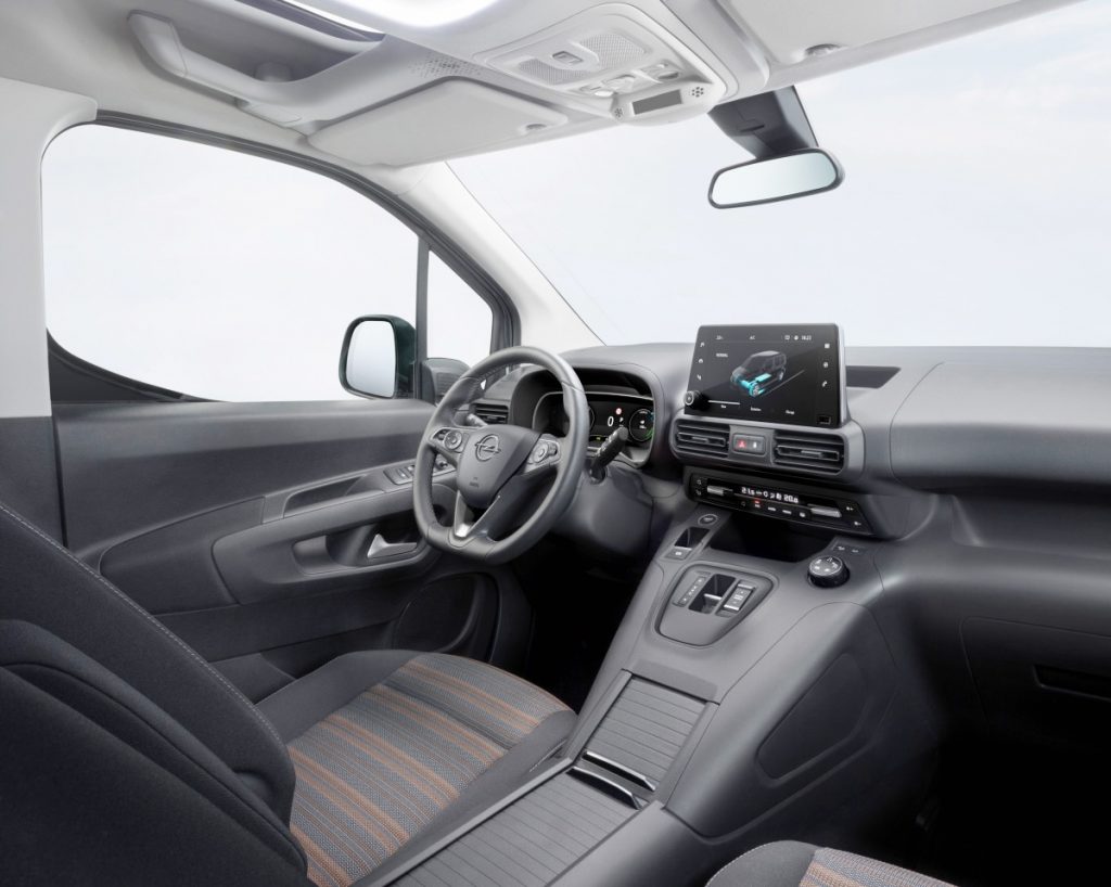 opel-combo-e-life-autoexpert