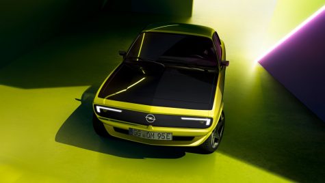 Opel Manta GSe ElektroMOD: imagini teaser cu viitorul proiect electric