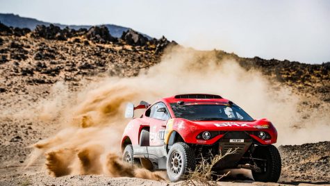 Prodrive va produce o versiune de stradă a modelului cu care a concurat la Dakar