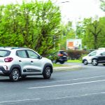 Dacia Spring prin oraș autoexpert.ro