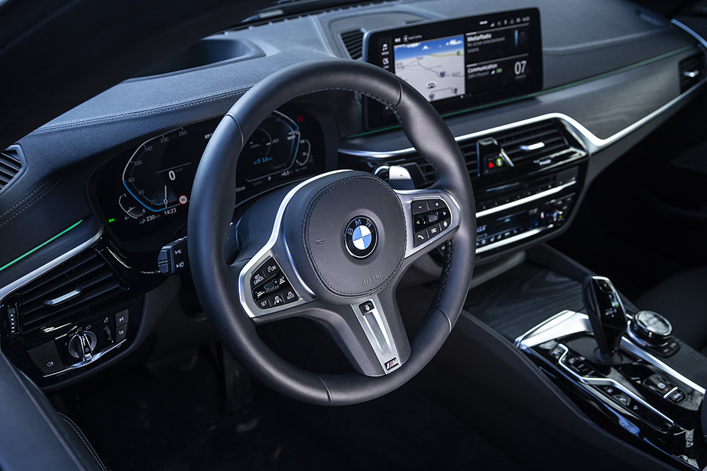 BMW 530e xDrive autoexpert.ro
