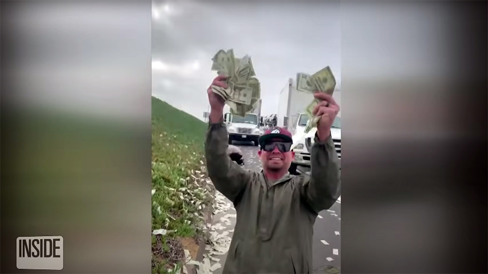 Bani pe autostrada blindat autoexpert.ro