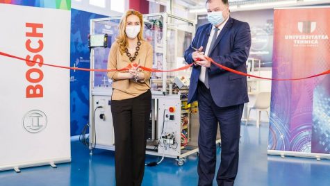 Bosch dotează Universitatea Tehnică din Cluj-Napoca cu un laborator de 200.000 de euro