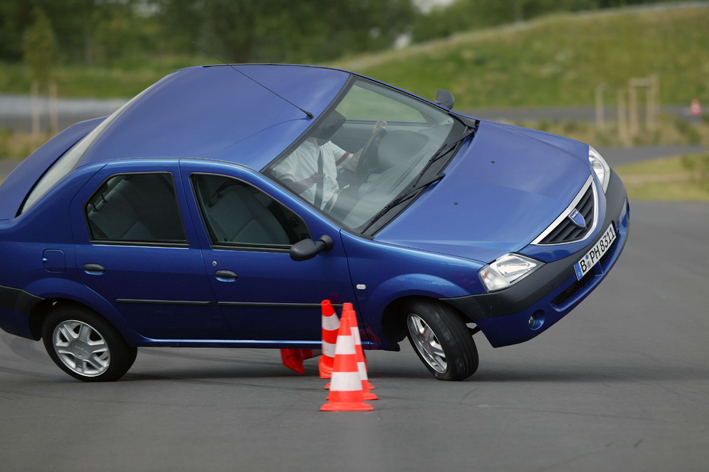 Dacia Logan ADAC rasturnat testul elanului autoexpert.ro