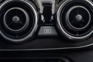 Nissan Juke Hybrid autoexpert.ro