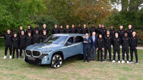 BMW livrează noile modele echipei de fotbal AC Milan