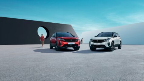 Din 2023, Peugeot va oferi versiuni electrificate pentru toate modelele din gamă