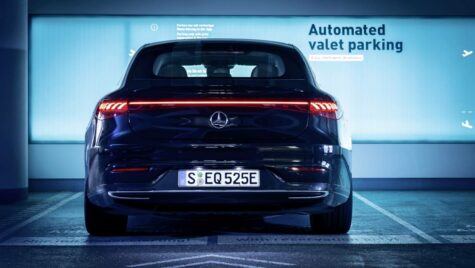 Mercedes-Benz și Bosch vor testa parcarea automatizată la aeroportul din Stuttgart