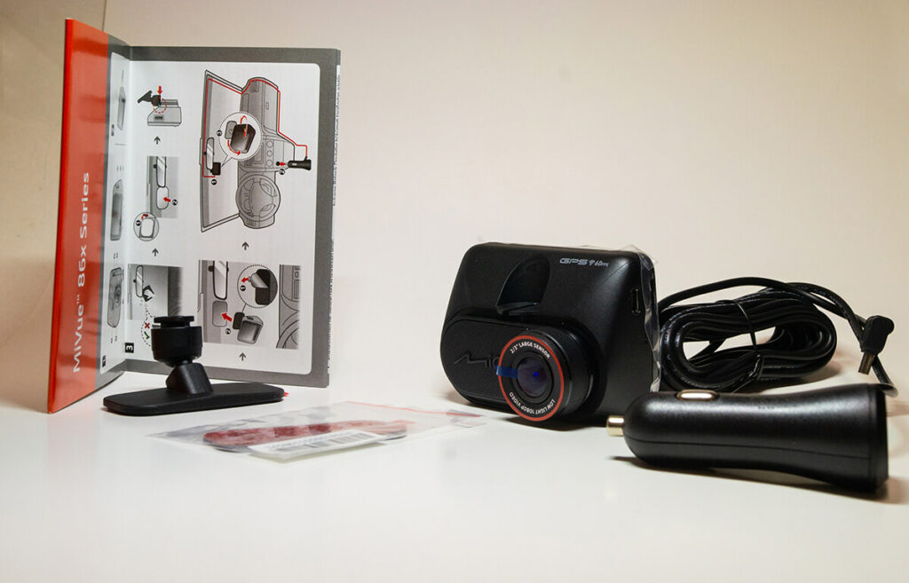 Camera auto DVR Mio Mivue 866 autoexpert.ro