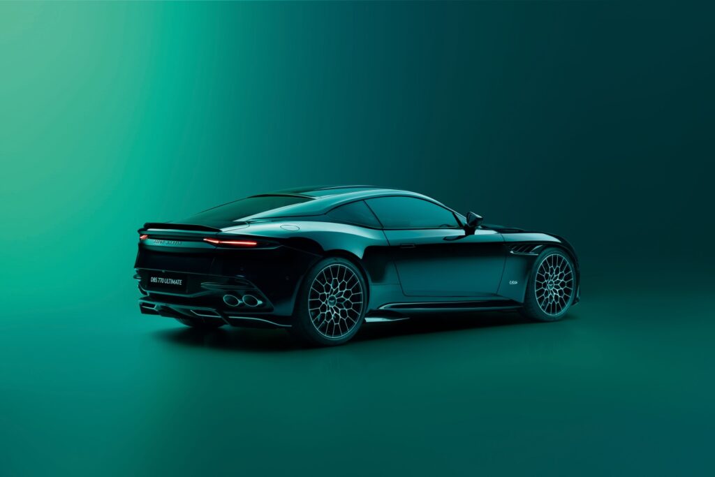 Aston Martin DBS 770