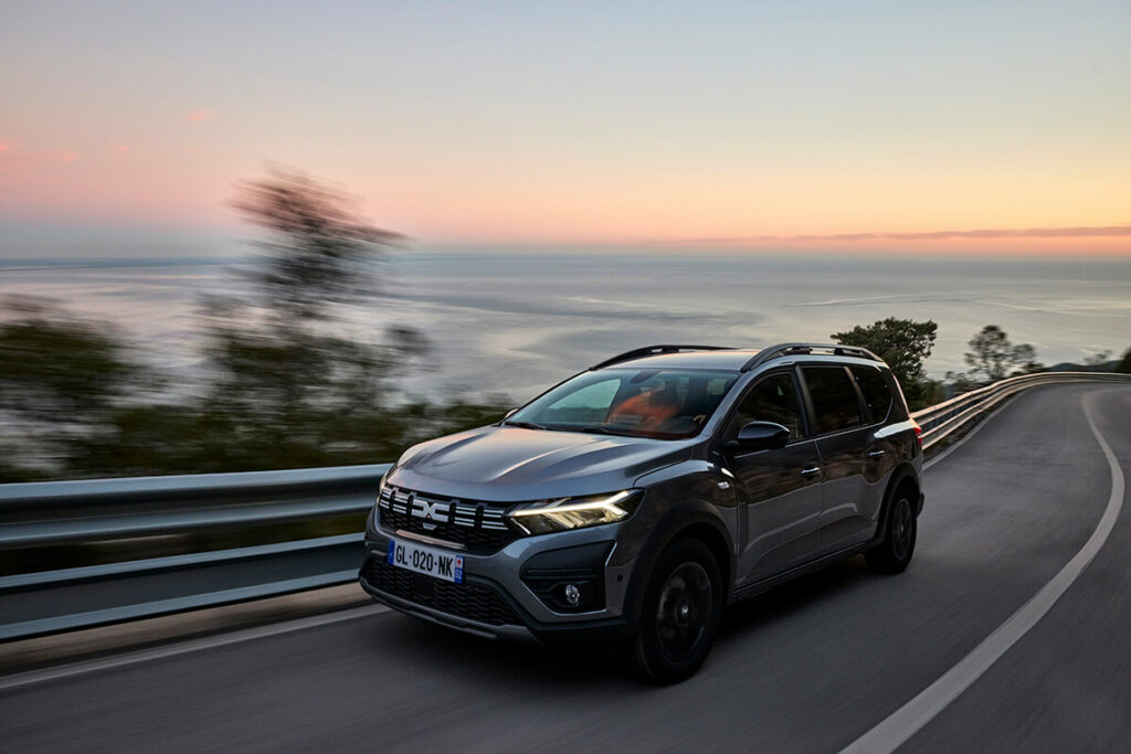 Dacia Jogger Hybrid autoexpert.ro