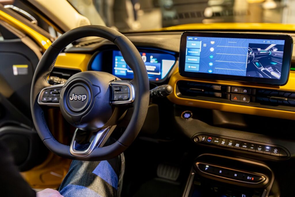 Jeep Avenger Romania autoexpert.ro