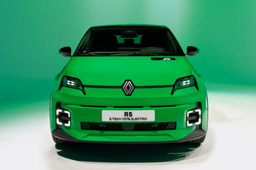 Renault 5 E-Tech model 2025 AutoExpert.ro