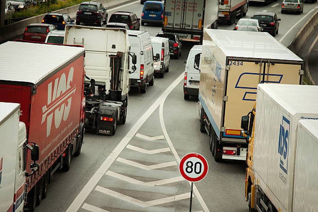 Noi reglementări europene de depoluare pentru vehiculele grele