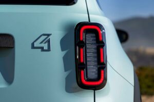 Test drive Renault 4 E-Tech Electric AutoExpert.ro