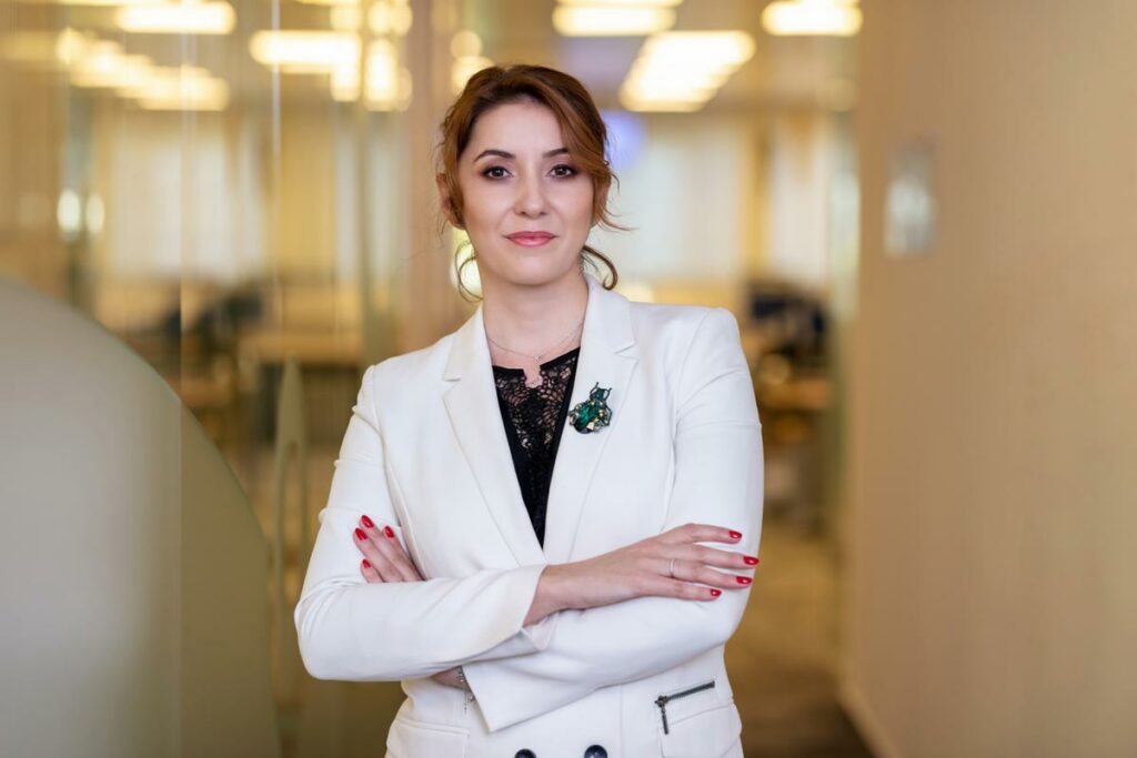 Roxana Lupescu AutoExpert