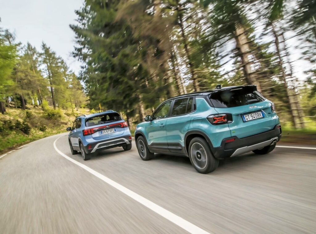 Test comparativ Jeep Avenger vs Volkswagen T-Cross AutoExpert.ro