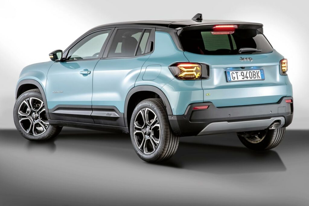 Test comparativ Jeep Avenger vs Volkswagen T-Cross AutoExpert.ro