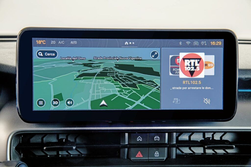 Test comparativ Jeep Avenger vs Volkswagen T-Cross AutoExpert.ro