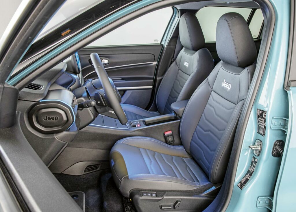 Test comparativ Jeep Avenger vs Volkswagen T-Cross AutoExpert.ro