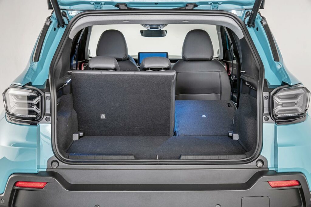 Test comparativ Jeep Avenger vs Volkswagen T-Cross AutoExpert.ro